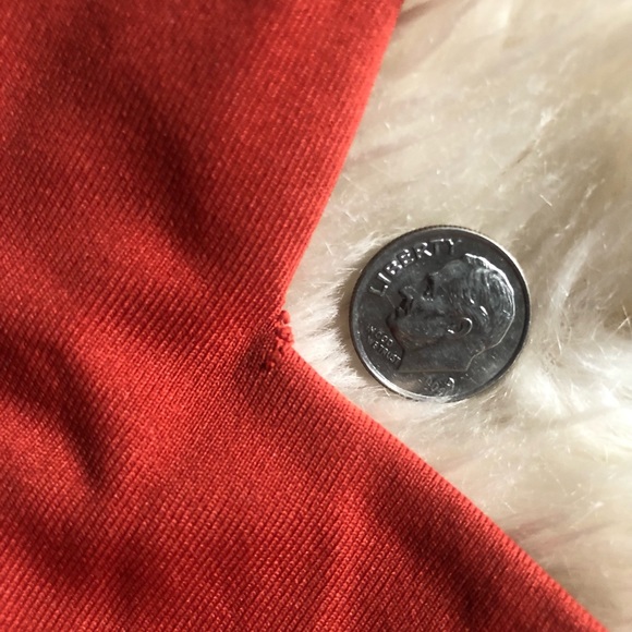 (Almost) New Aritzia Bodysuit! - Picture 6 of 7